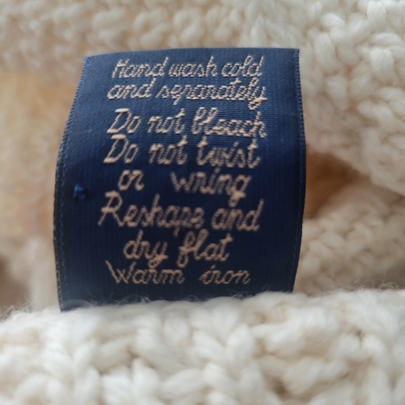 Paul James England Wool Handmade Chunky Button Down Collared Fisherman Sweater - Picture 10 of 15